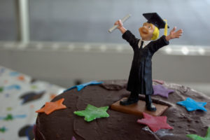 Customized cake for high school graduation party 
