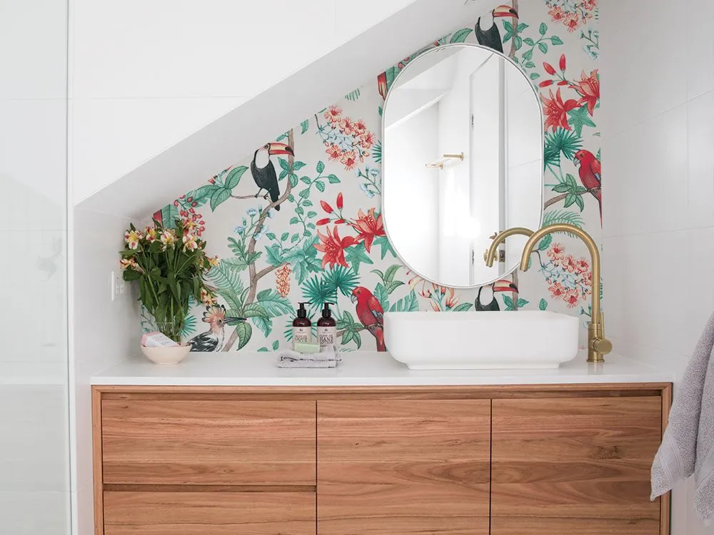 How to Install Wallpaper in a Bathroom: A Comprehensive Guide