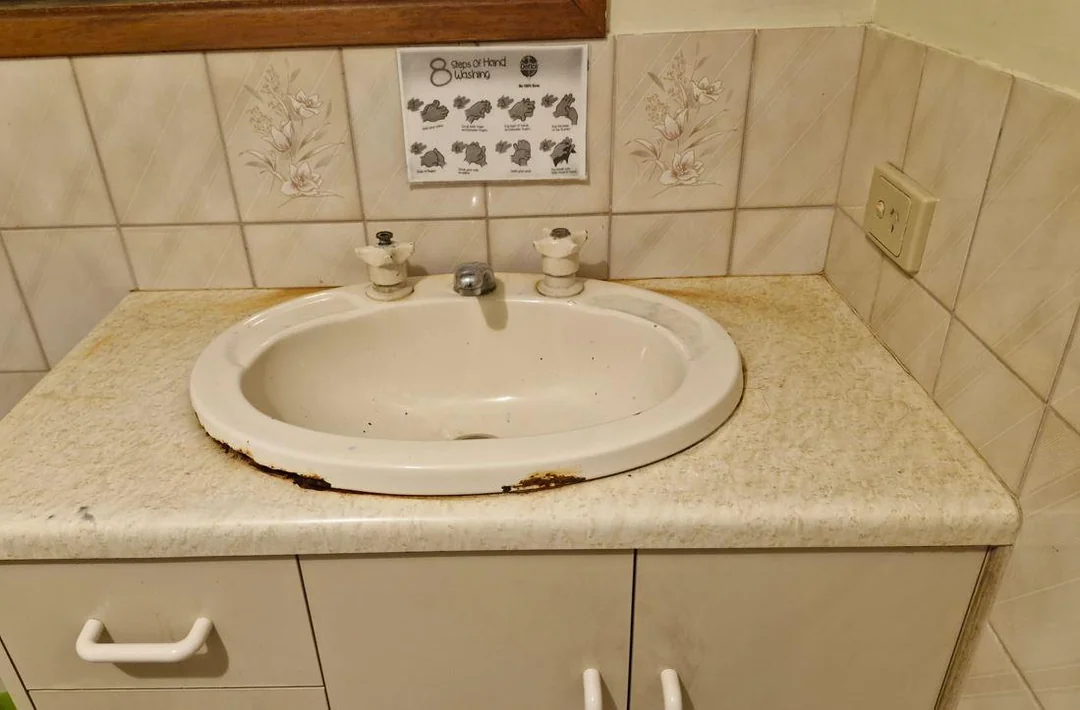 How To Replace A Bathroom Sink?